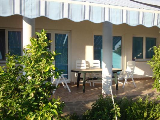 Apartments Delfini Sveti Filip i Jakov Kültér fotó