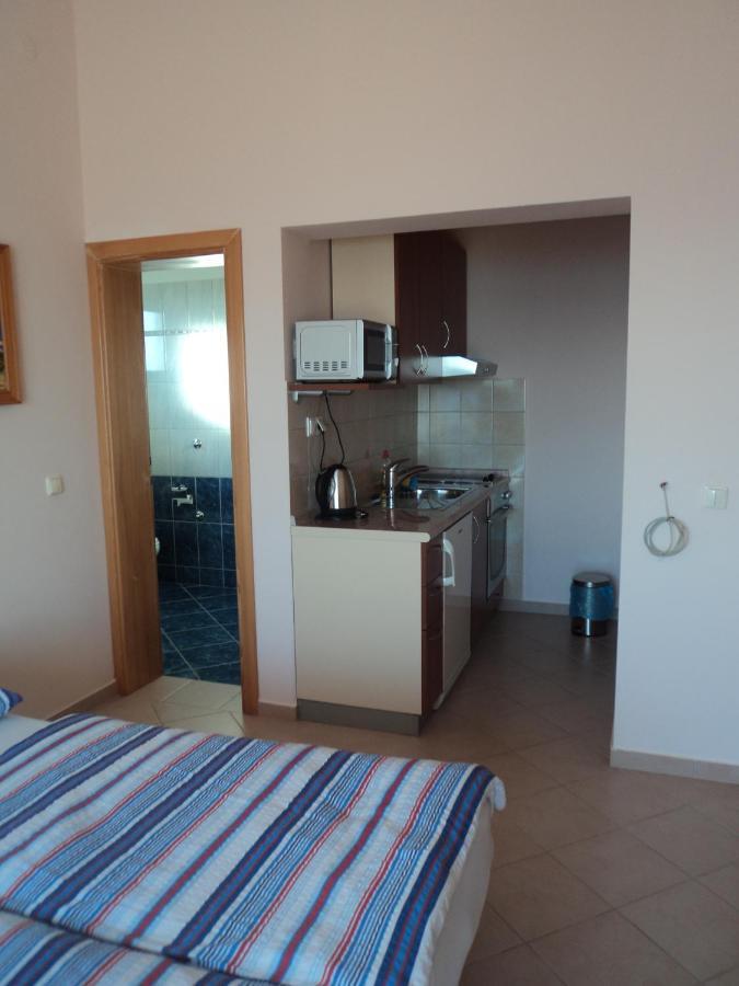 Apartments Delfini Sveti Filip i Jakov Kültér fotó