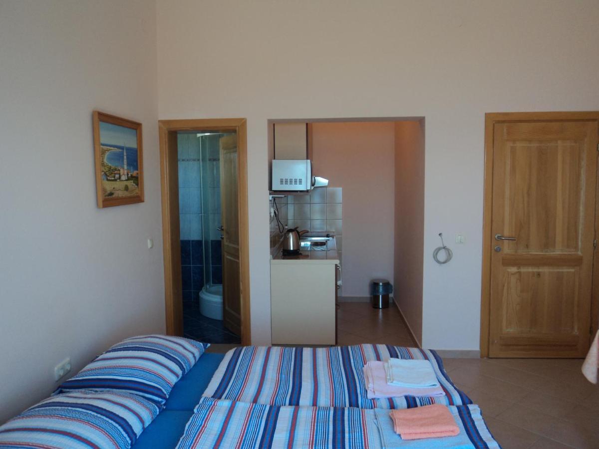 Apartments Delfini Sveti Filip i Jakov Kültér fotó